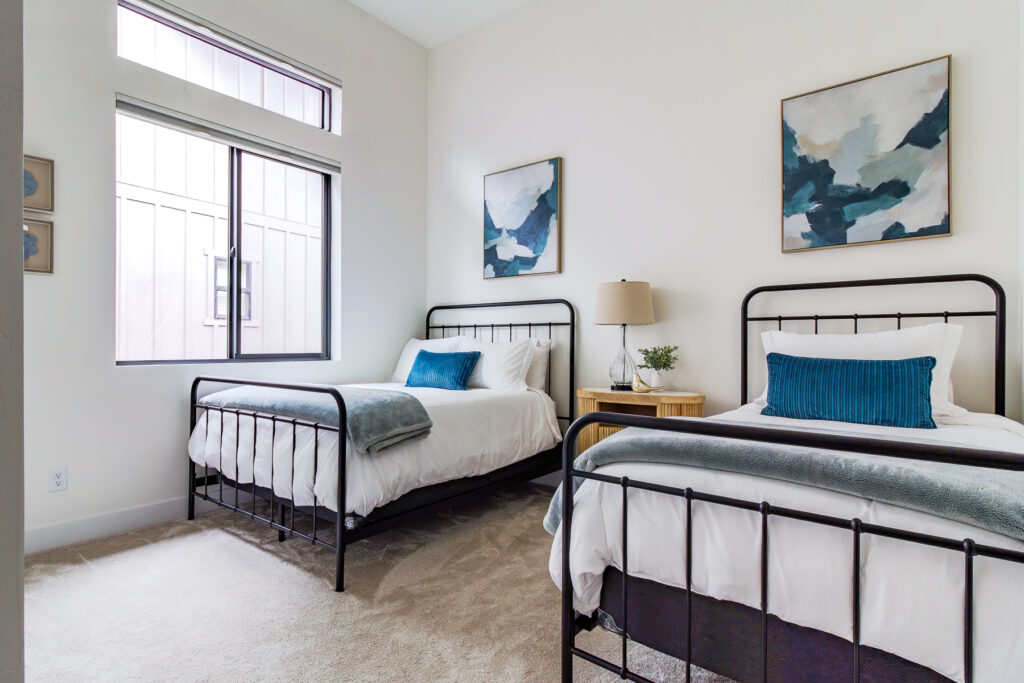 Juniper(Christine)-9