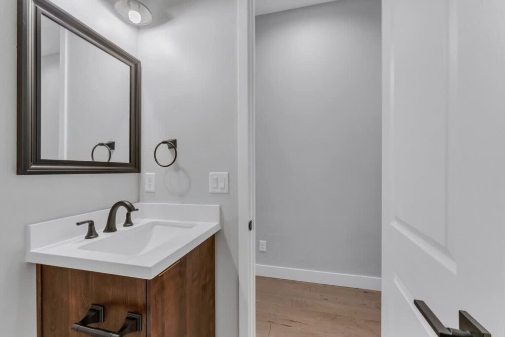 674f5a78b52ec300e7cb0fbb-947833119876420419_1741806612