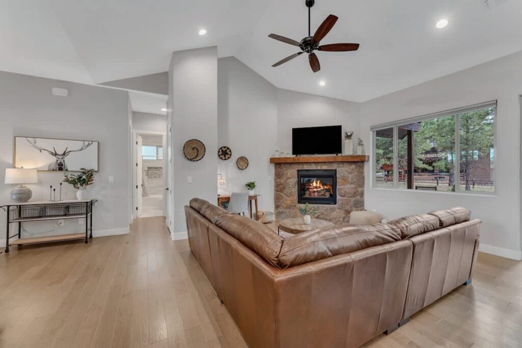 674f5a78b52ec300e7cb0fbb-947833119876420419_1765965630