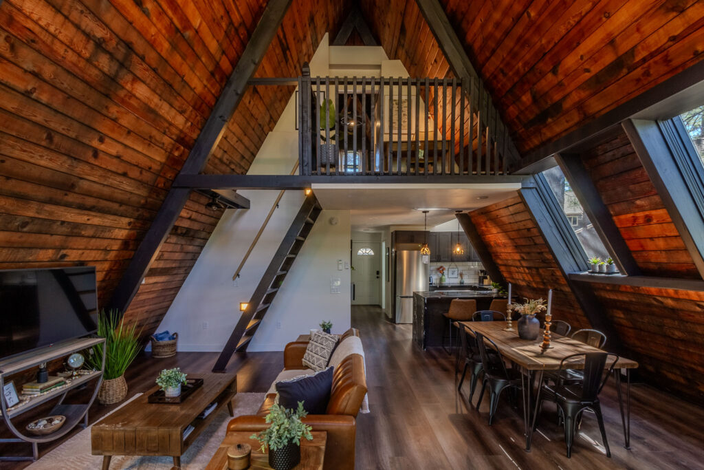 A-FrameHouse(Christine)-02